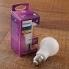 Philips E27 LED 8W 806lm 2700K meleg fehér 250° - 60W izzó helyett